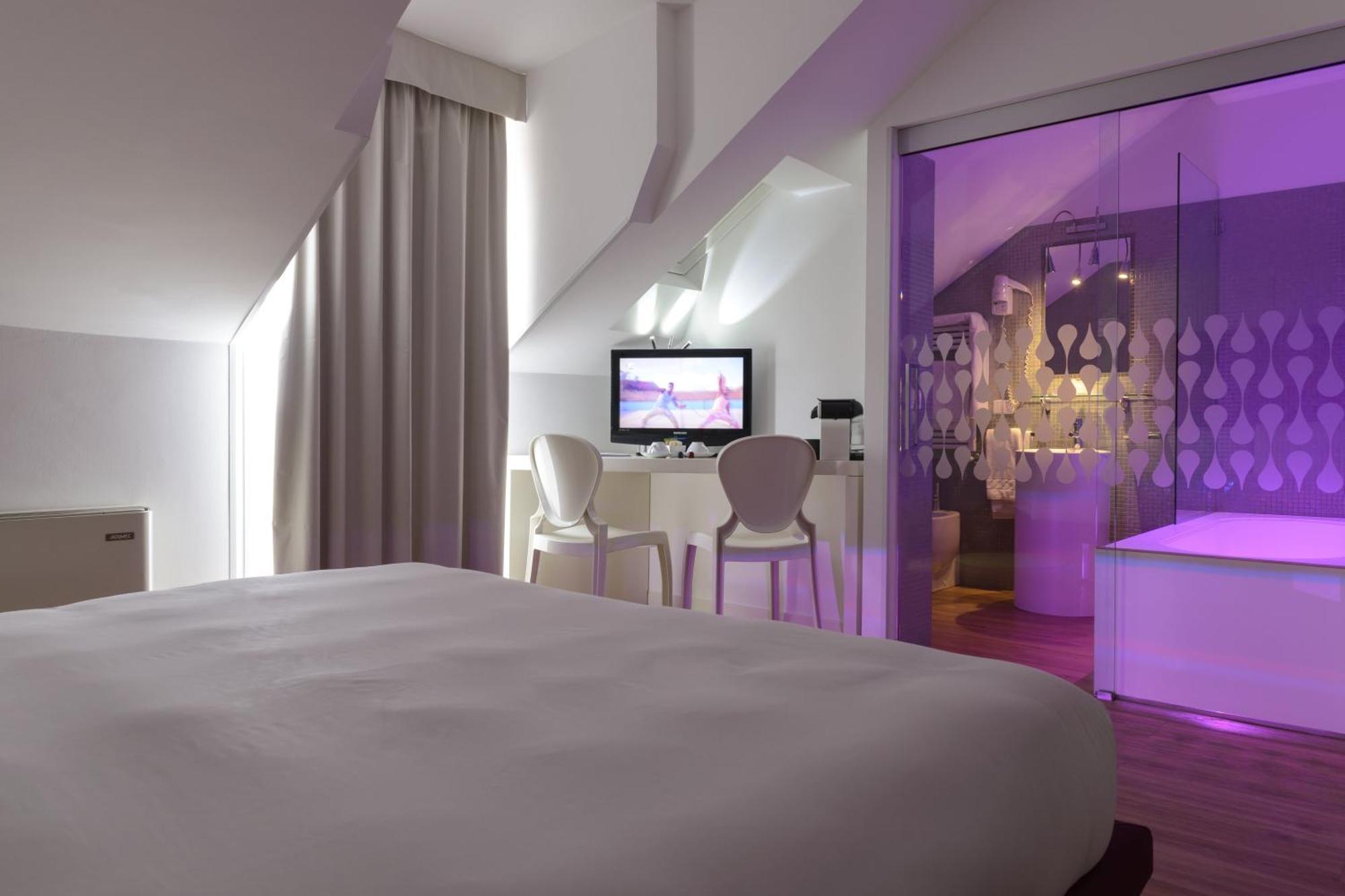 Double Room Spa Bath